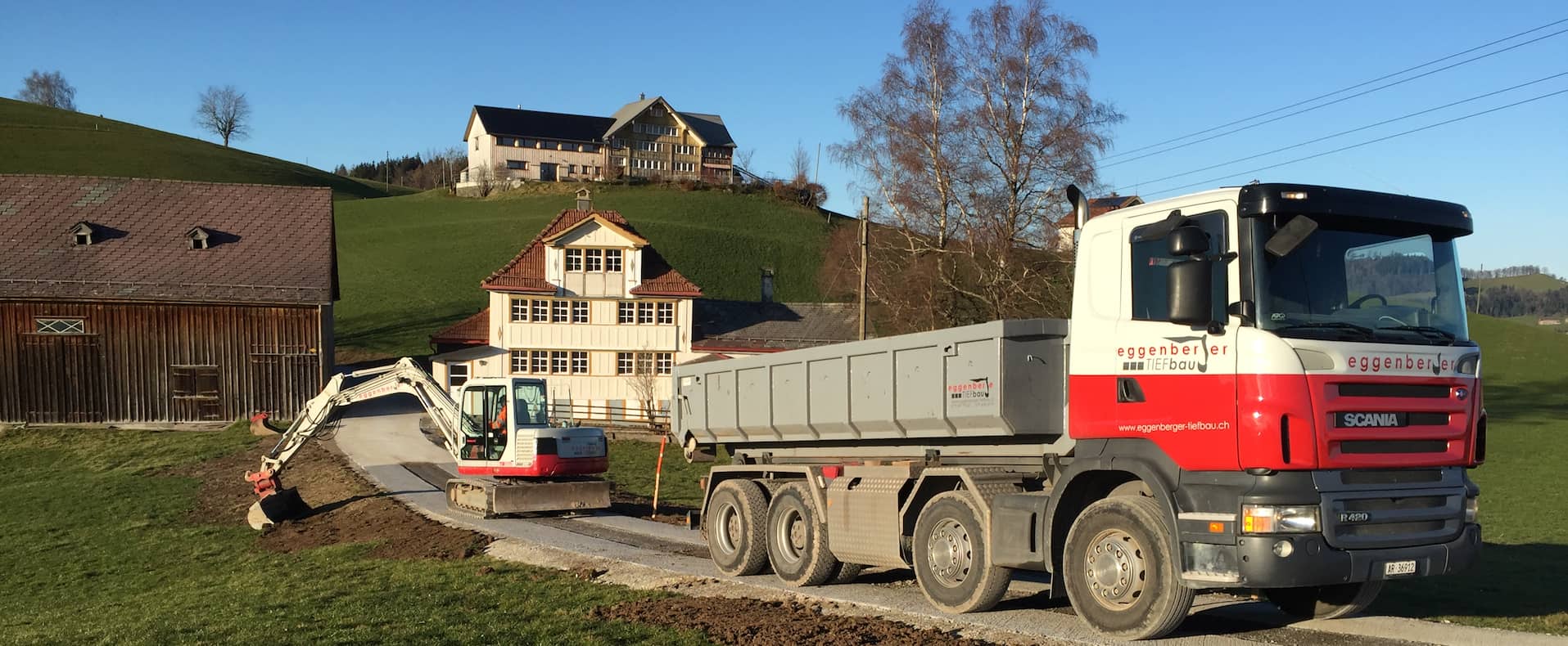 Transporter und Bagger Eggenberger-Tiefbau Appenzell